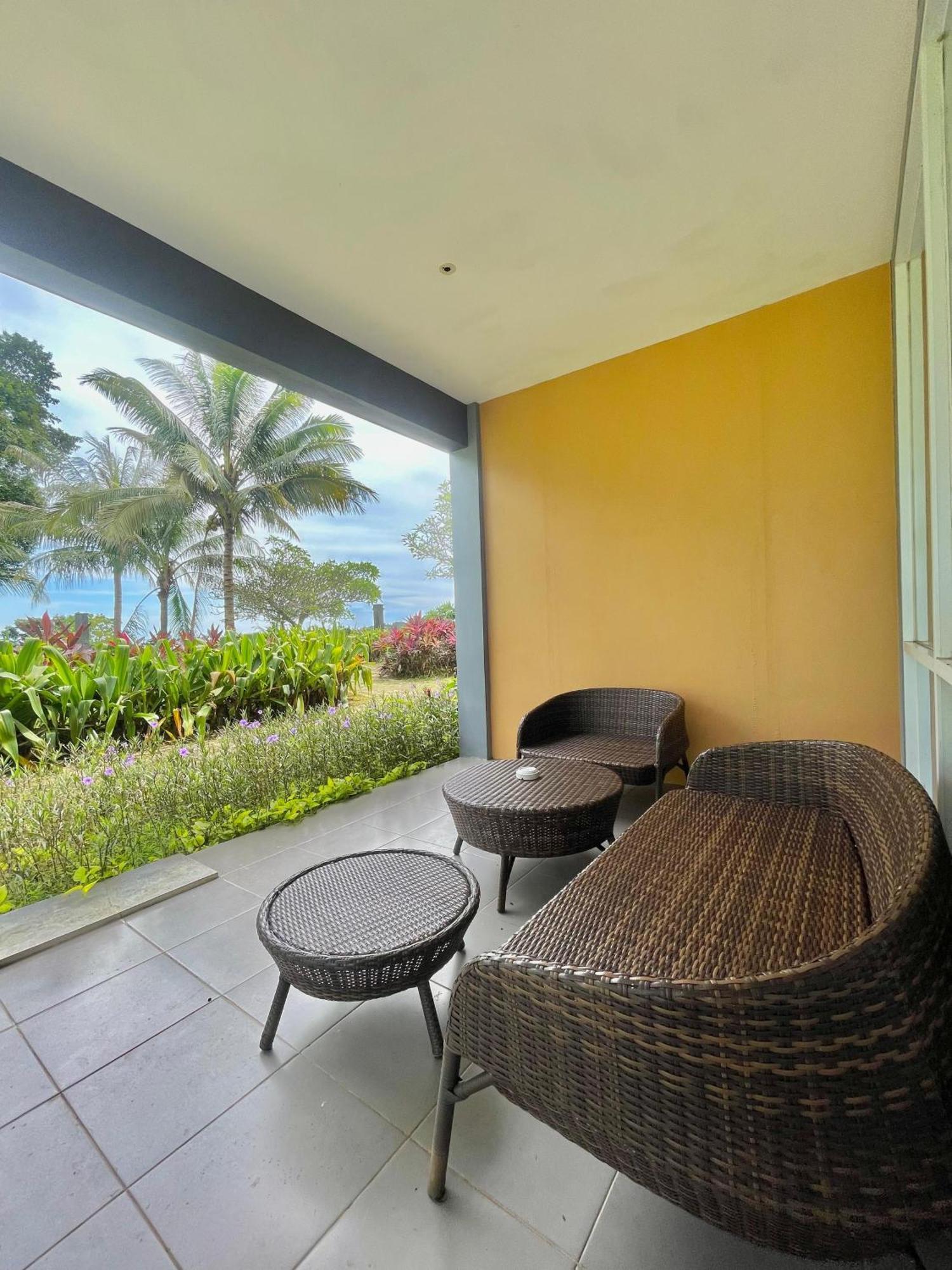 Tanjungbinga Swiss-Belresort Belitung מראה חיצוני תמונה